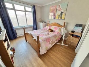 Bedroom- click for photo gallery